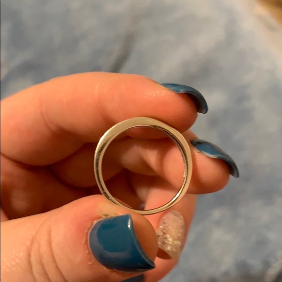 Casual sterling silver white glitter ring - Picture 2 of 4